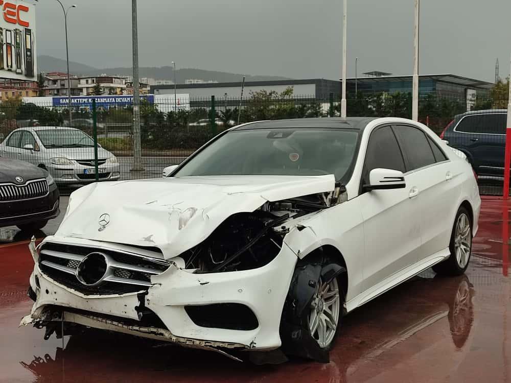 E 250 CDI 4MATIC PREMIUM