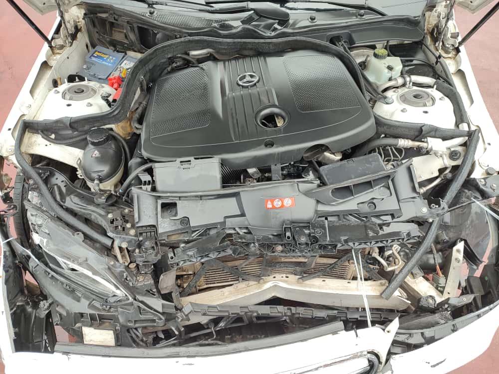 E 250 CDI 4MATIC PREMIUM