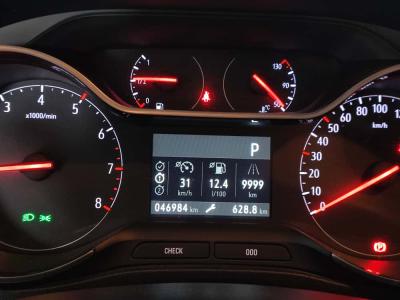 CROSSLAND 1.5 DIZEL AT6 120 EDITION