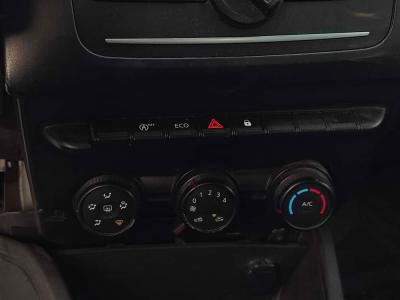 DUSTER ESSENTIAL BLUE DCI 115