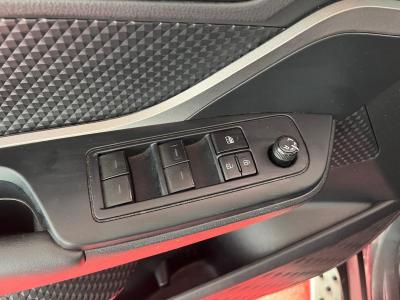 C-HR 1.8 HYBRID FLAME E-CVT