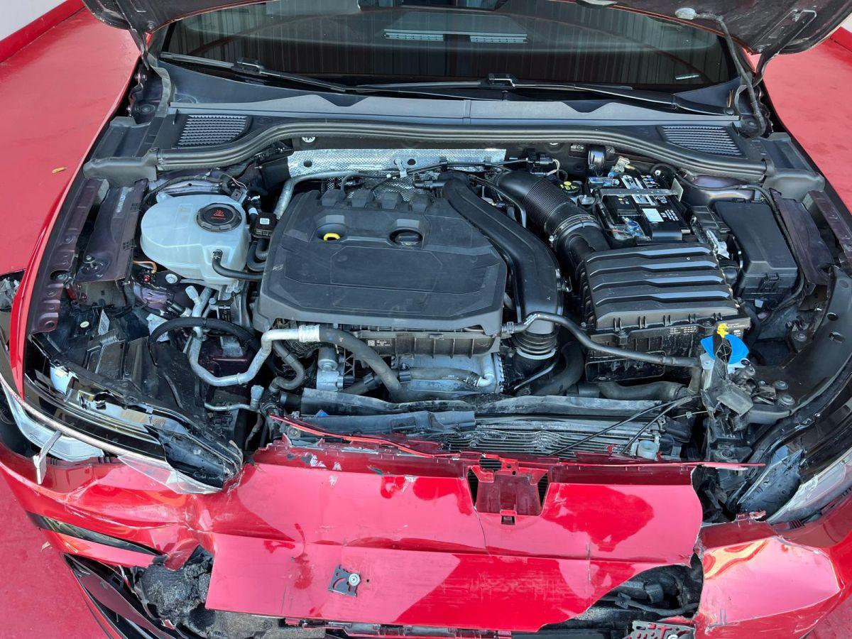 GOLF 1.5 eTSI 150 DSG R-LINE