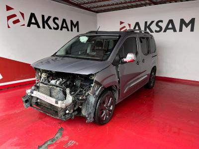PROACE CITY 1.5 D 130 PASSION X-PACK A/T