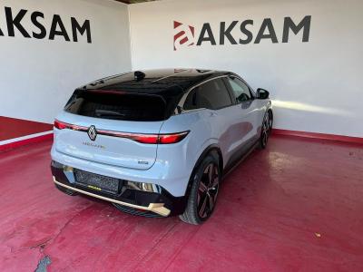 MEGANE E-TECH ICONIC EV60 220
