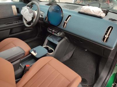 MINI COUNTRYMAN E 204 FAVOURED