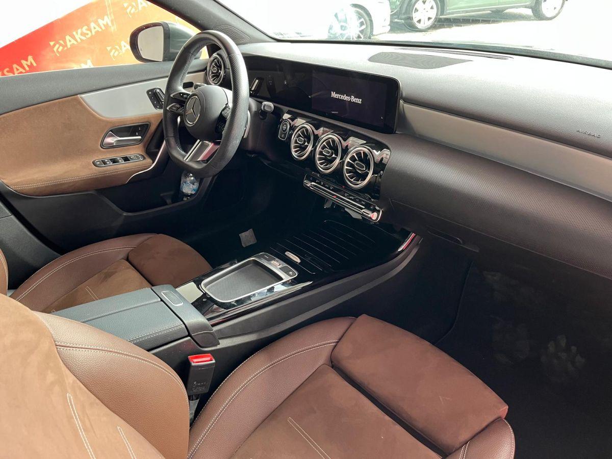 A 200 SEDAN FL 1.33 (163) 7G-DCT AMG