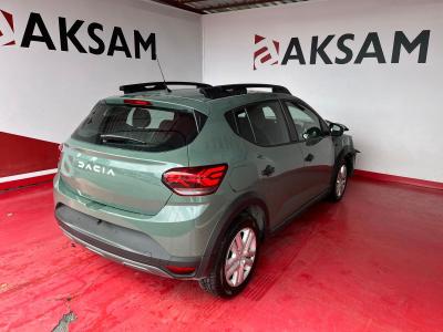 SANDERO STEPWAY ESSENTIAL TCE 90 CVT