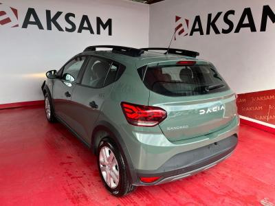SANDERO STEPWAY ESSENTIAL TCE 90 CVT