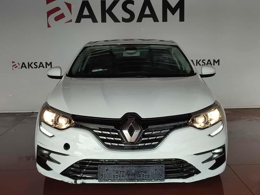 MEGANE SEDAN JOY COMFORT 1.3 TCE EDC 140 FAZ2