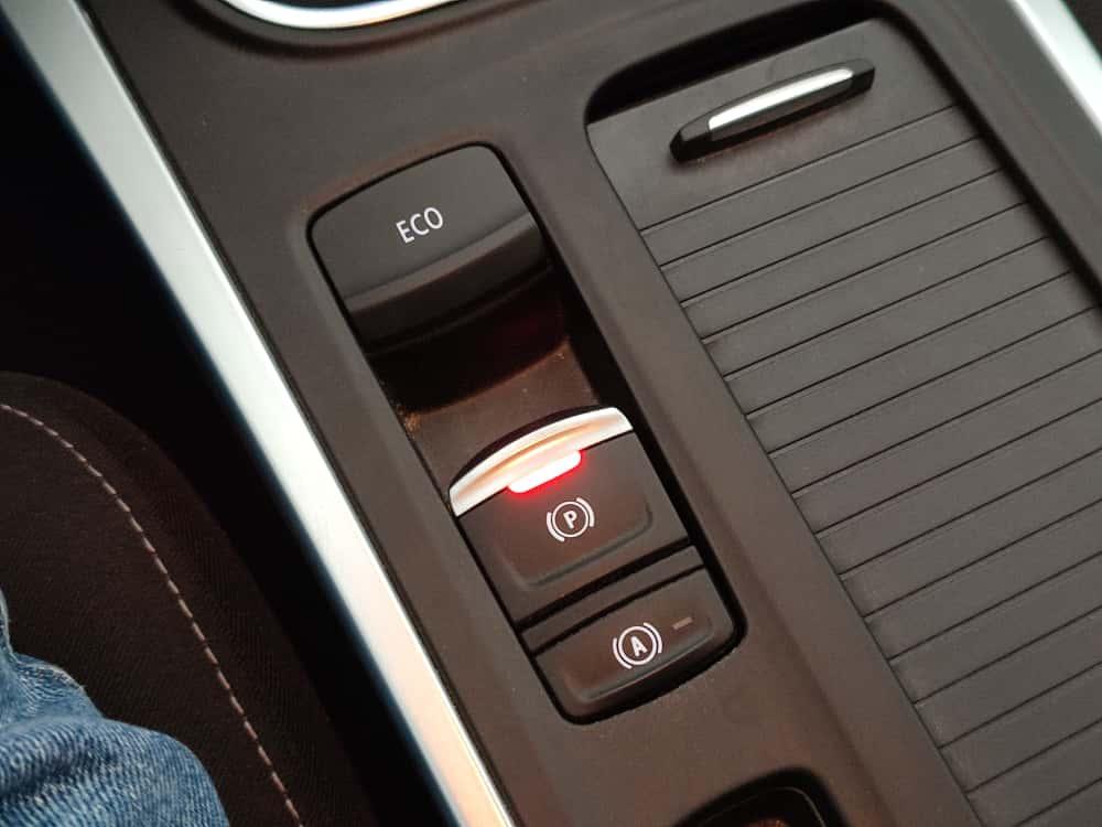 MEGANE SEDAN JOY COMFORT 1.3 TCE EDC 140 FAZ2