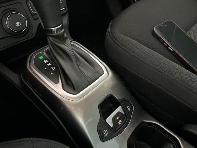 JEEP RENEGADE 1.3 180 AT LIMITED 4X4 E6D S5