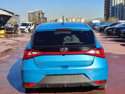 i20 1.4 MPI 100 STYLE PLUS 6AT