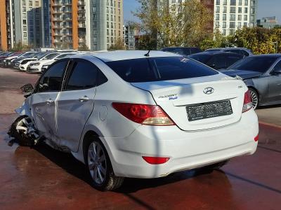 ACCENT BLUE 1.6 CRDI MODE PLUS DCT