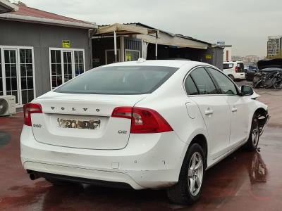 S60 1.6 DRIVE POWERSHIFT