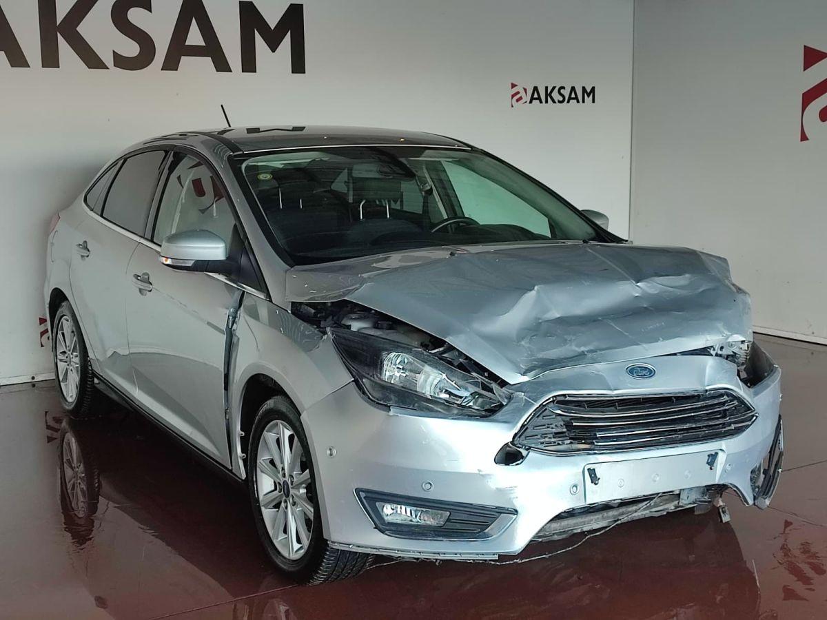 FOCUS III MCA  TITANIUM 1.6 125 4K