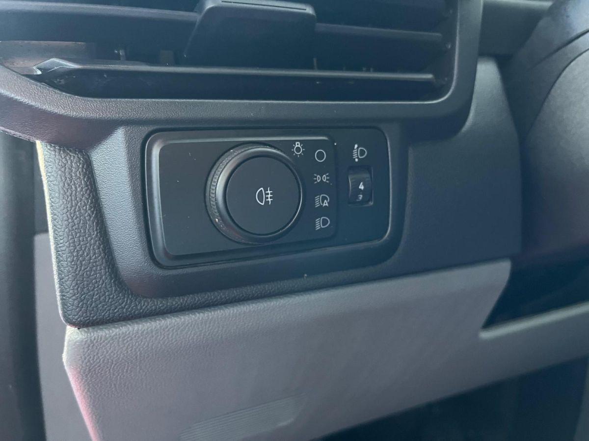 TRANSIT CUSTOM VAN 320L EB UPG 136 TREND