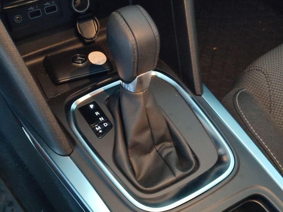 MEGANE SEDAN TOUCH 1.3 TCE EDC 140 FAZ2