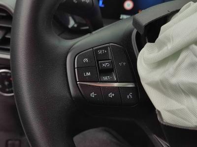 TOURNEO COURIER 1.5 D 100 DELUXE