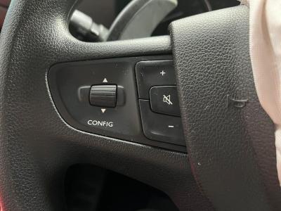 VIVARO CARGO 2.0 145 DIZEL MT6 ELEGANCE XL